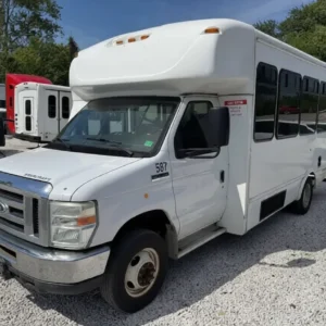 2015 FORD F-450 25 PASAJEROS